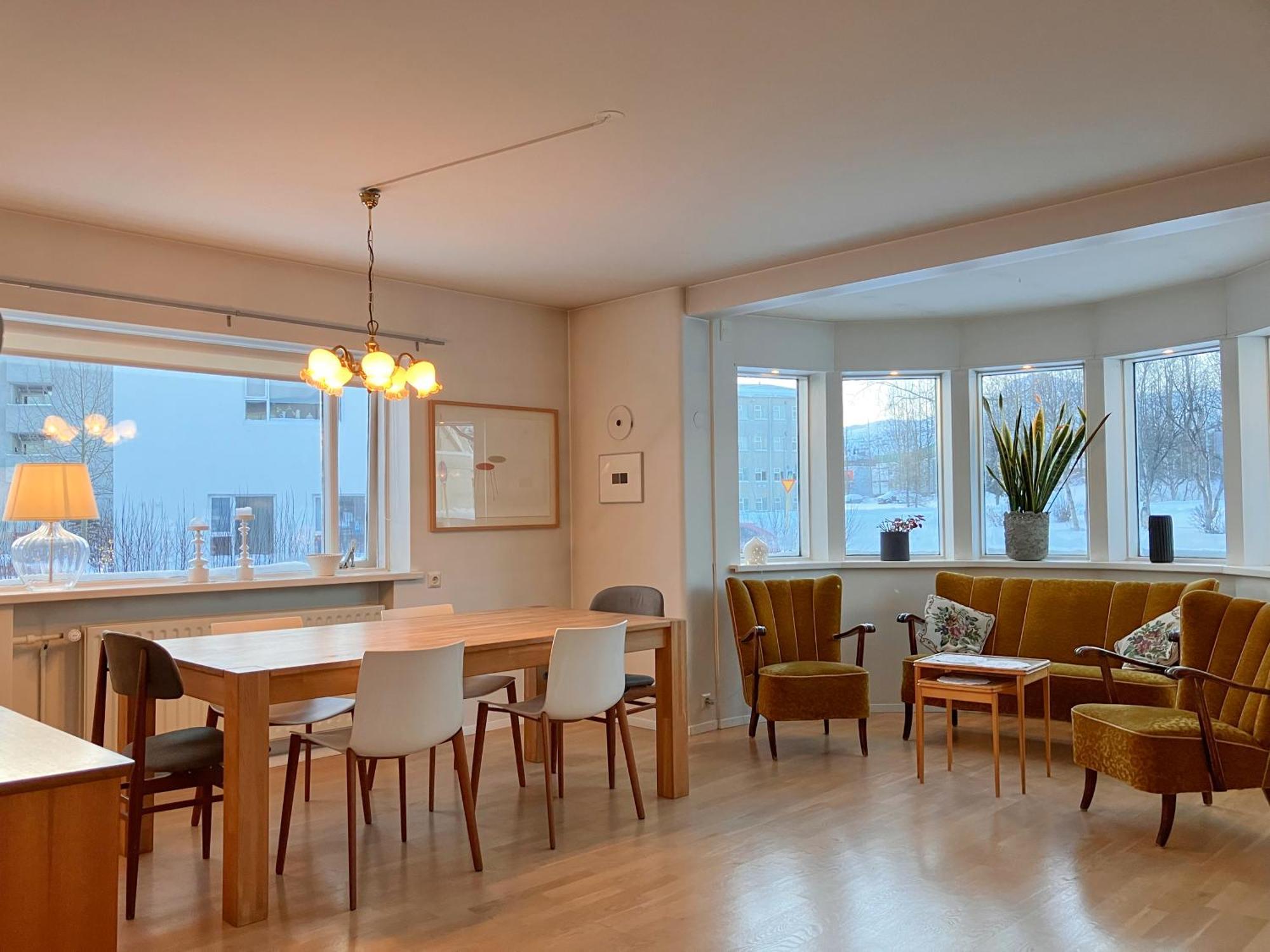 Great Apartment In 阿克雷里 外观 照片